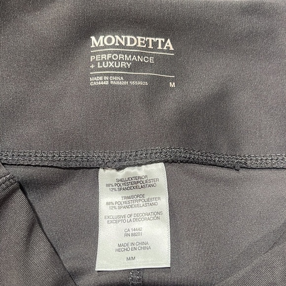 Mondetta performance and luxury leggings - Picture 4 of 5